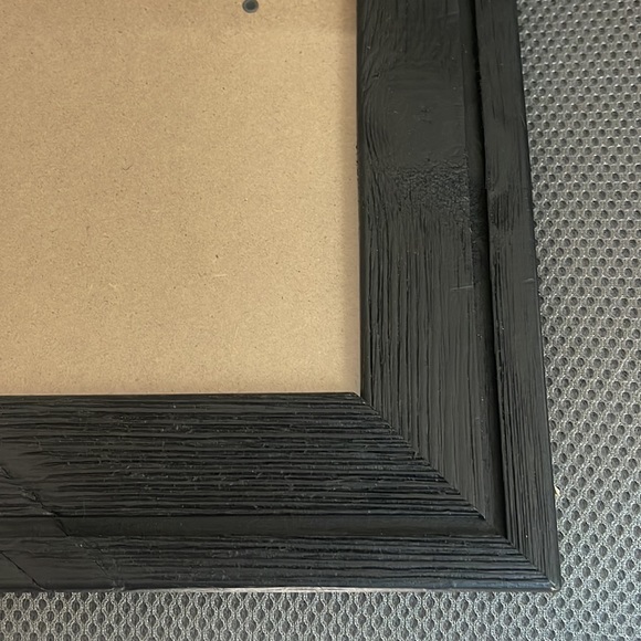 8x10 black farmhouse style frame - Picture 2 of 4